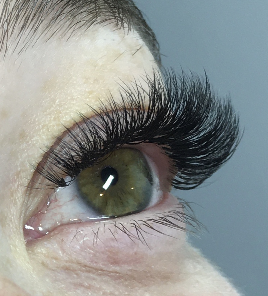 Hybrid Lashes